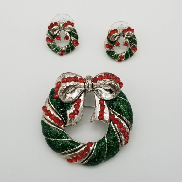 Christmas Wreath Brooch Pendant & Earrings Set - Picture 2 of 8